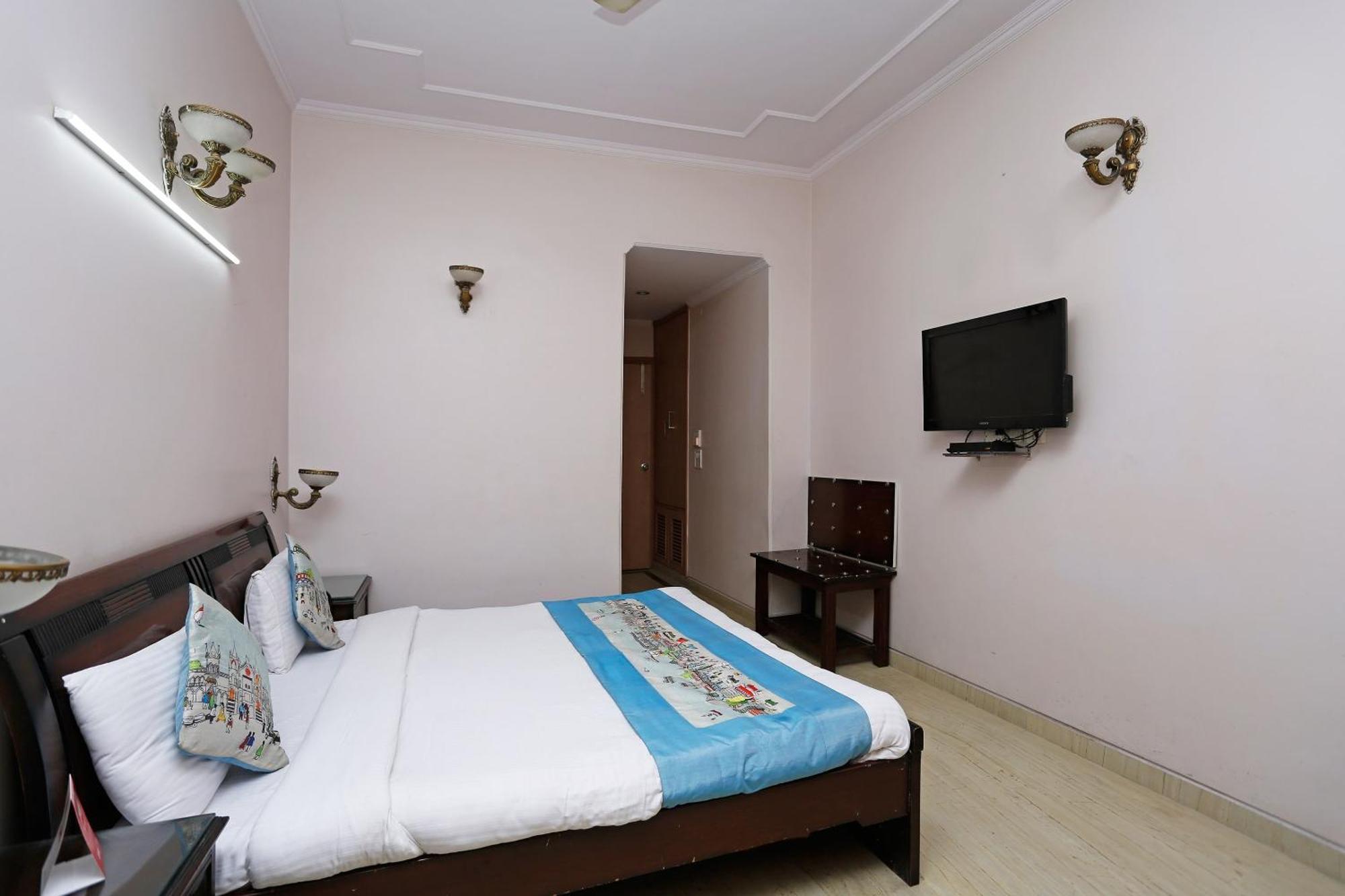 Hotel O Mid Town Delhi  Buitenkant foto
