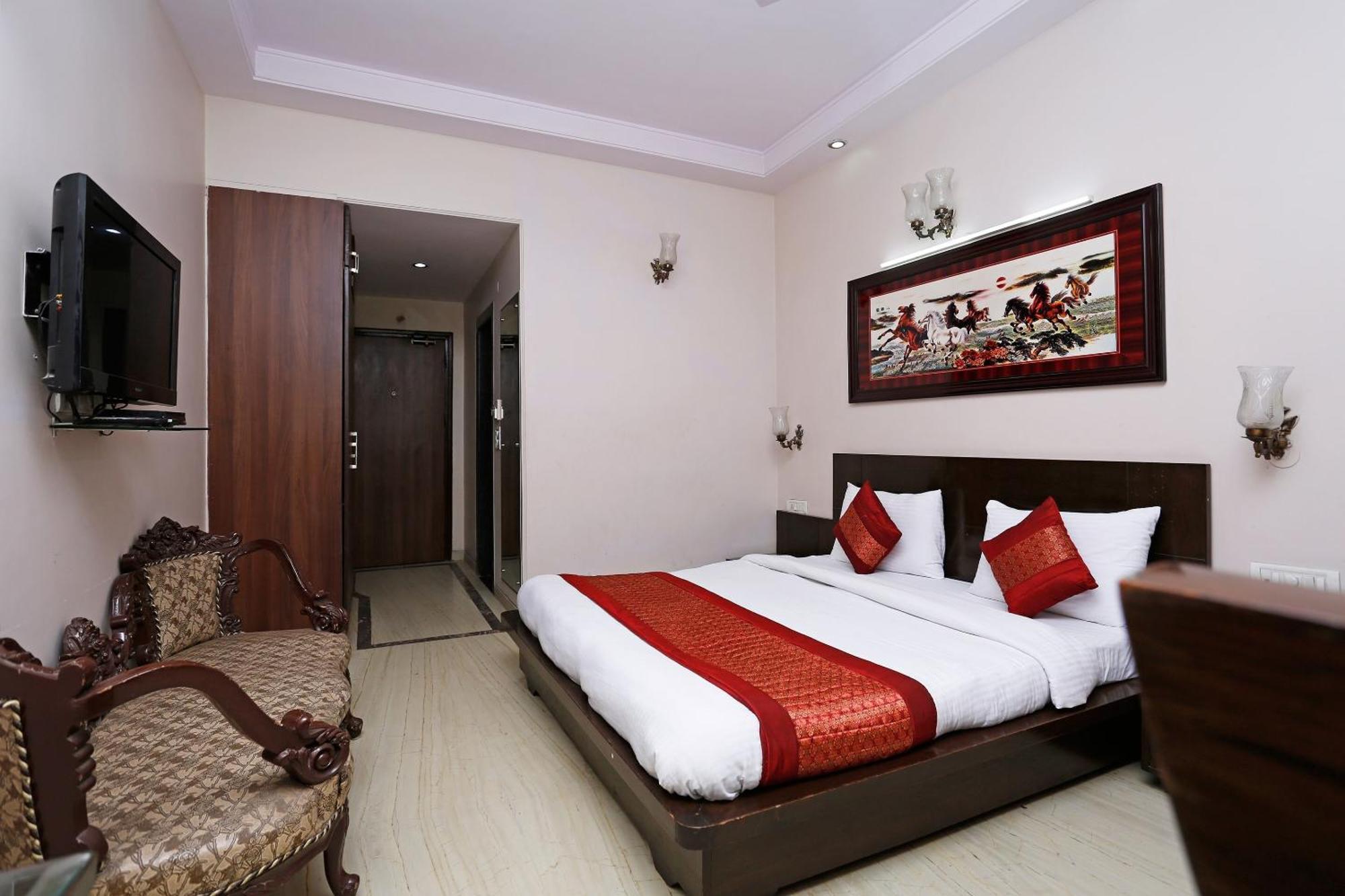 Hotel O Mid Town Delhi  Buitenkant foto