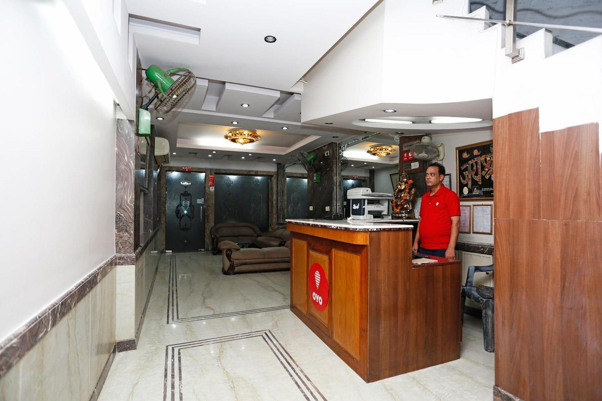 Hotel O Mid Town Delhi  Buitenkant foto