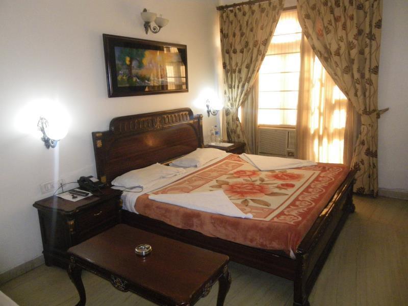 Hotel O Mid Town Delhi  Buitenkant foto